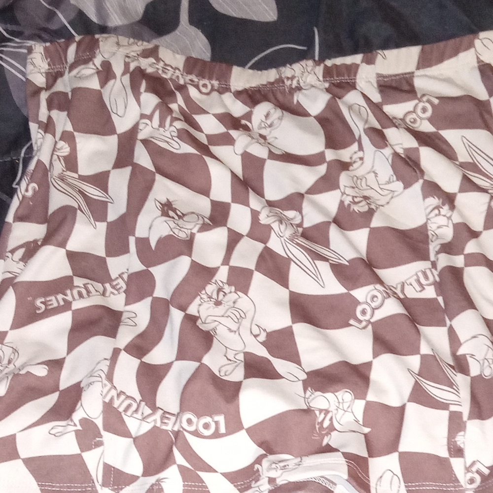 Skirt - Picture 2 of 4